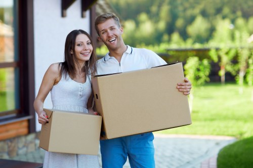 Flexible man with van service for moving in Kenton