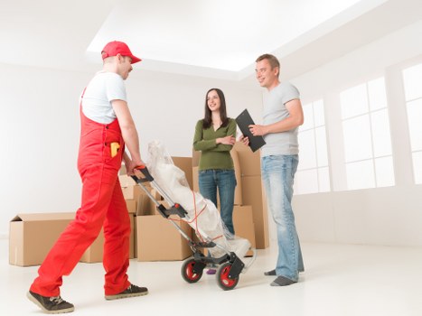 Fragile item protection used in packing services in Kenton